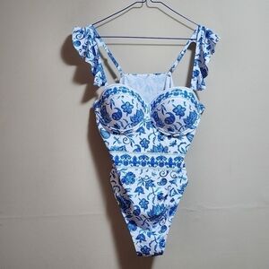 Floral pattern one piece high cut ruffle swimming suit size XL